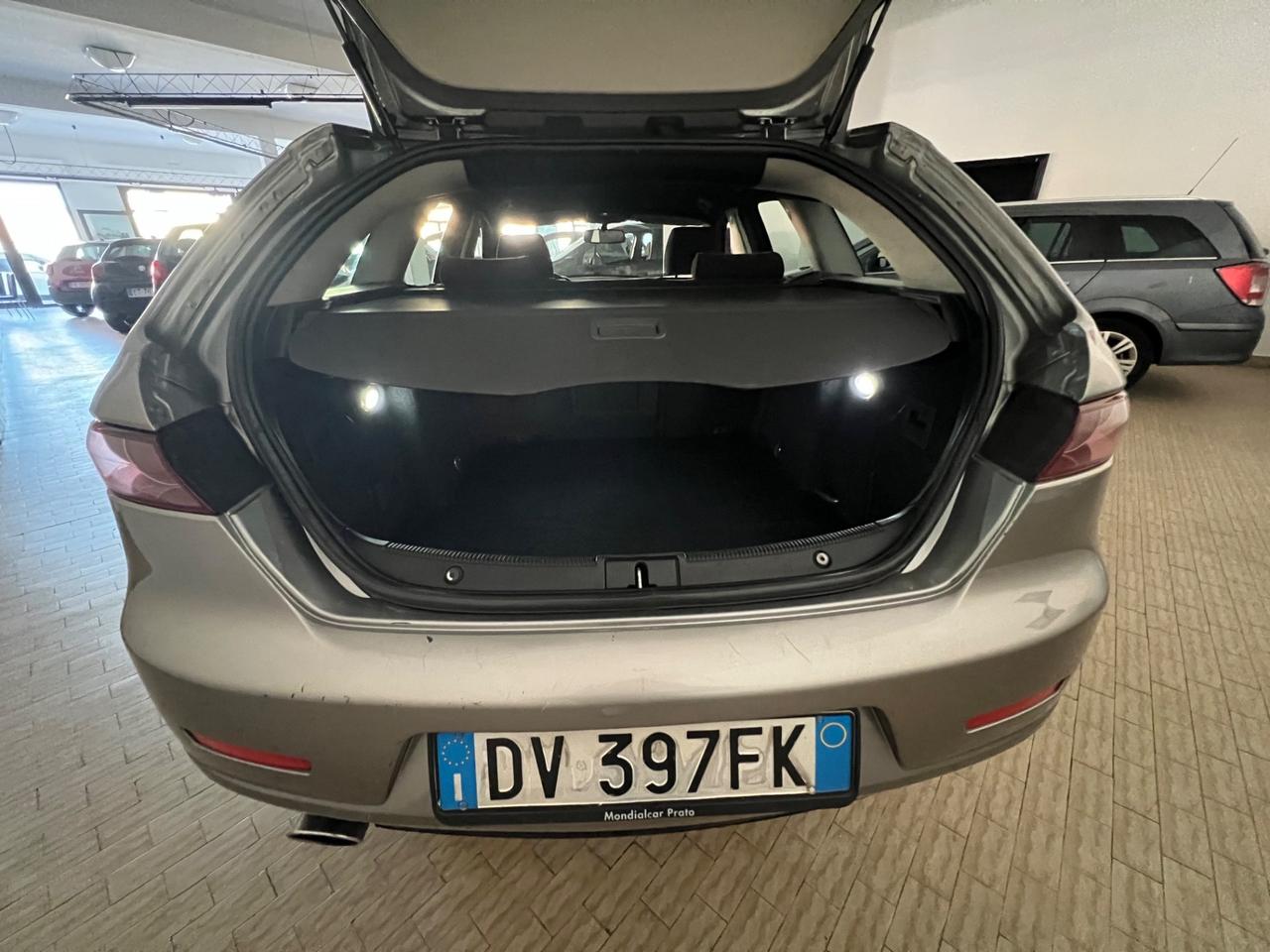 Alfa Romeo 159 1.9 JTDm Sportwagon Distinctive