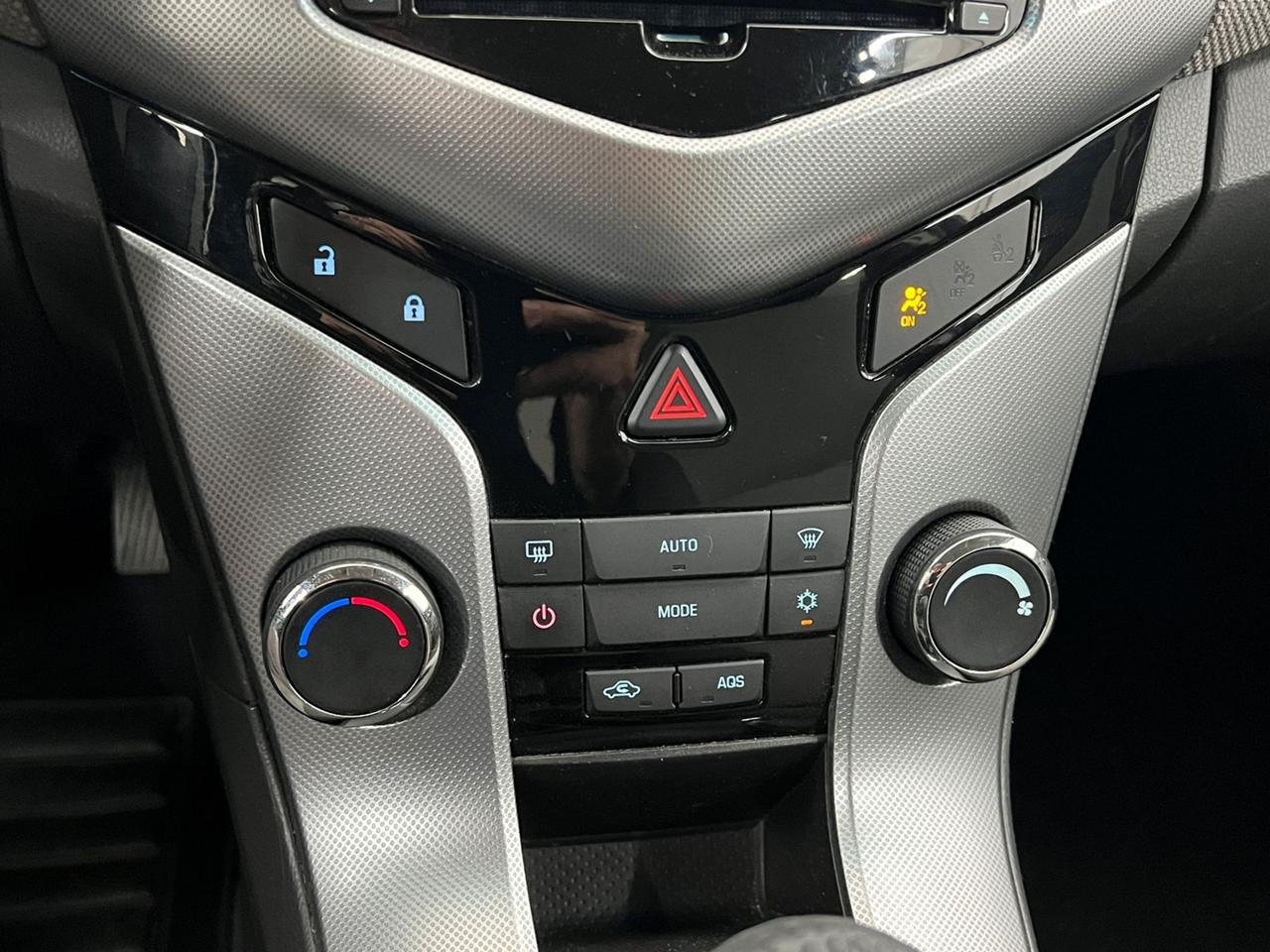 CHEVROLET Cruze 2.0 td LT