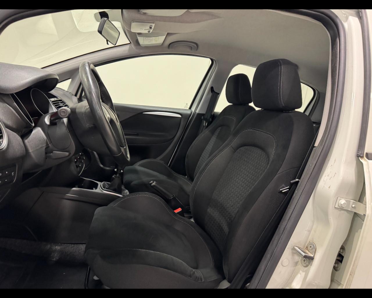 FIAT PUNTO 1.2 LOUNGE