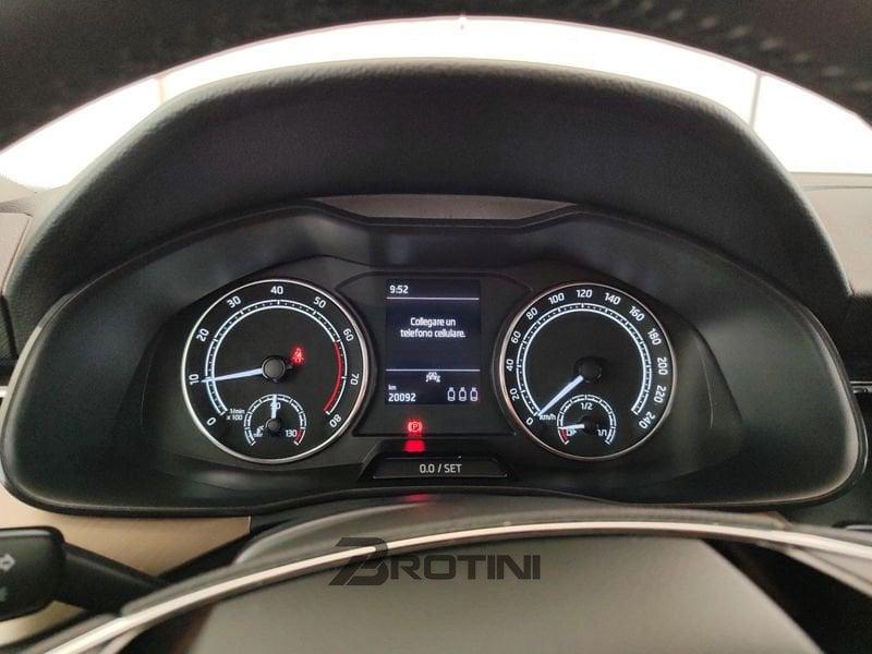 Škoda Kamiq 1.0 TSI 95cv BLACK DOTS