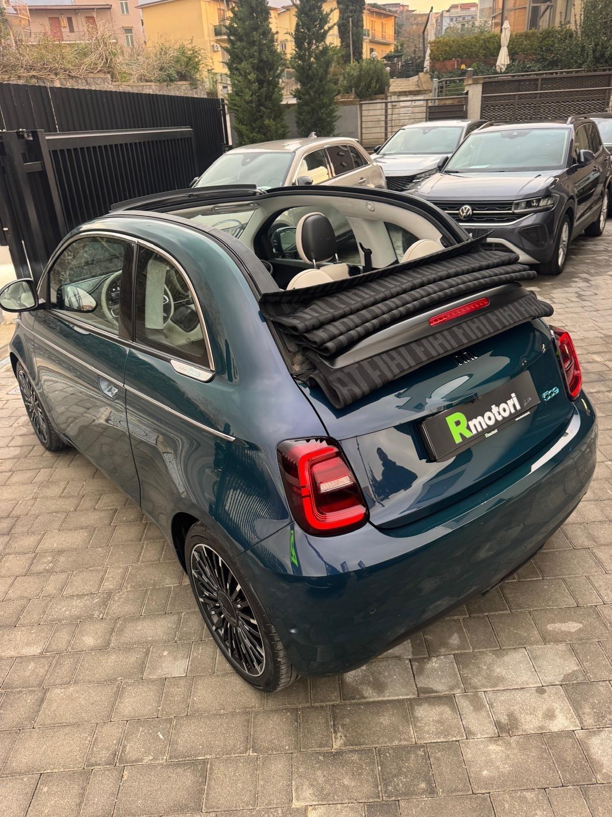 Fiat 500 500e Cabrio 42 kWh La Prima