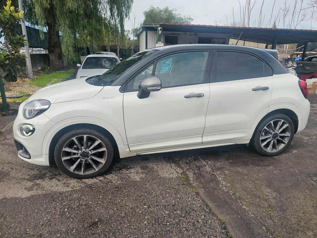 Fiat 500X---- sport ---1.6MTJ----- solo----- 3.1.0.0.0 km
