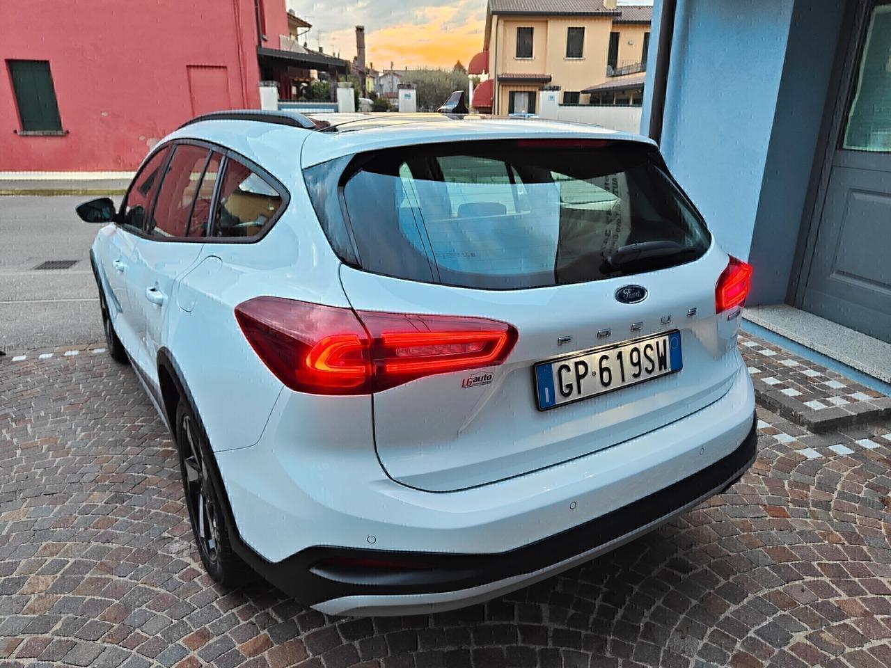 Ford Focus 1.0 EcoBoost Hybrid 125 CV SW ACTIVE