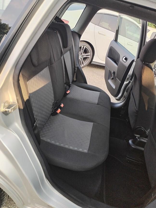 Ford Fiesta 1.4 TDCi 5p. Zetec 100000KM 2004