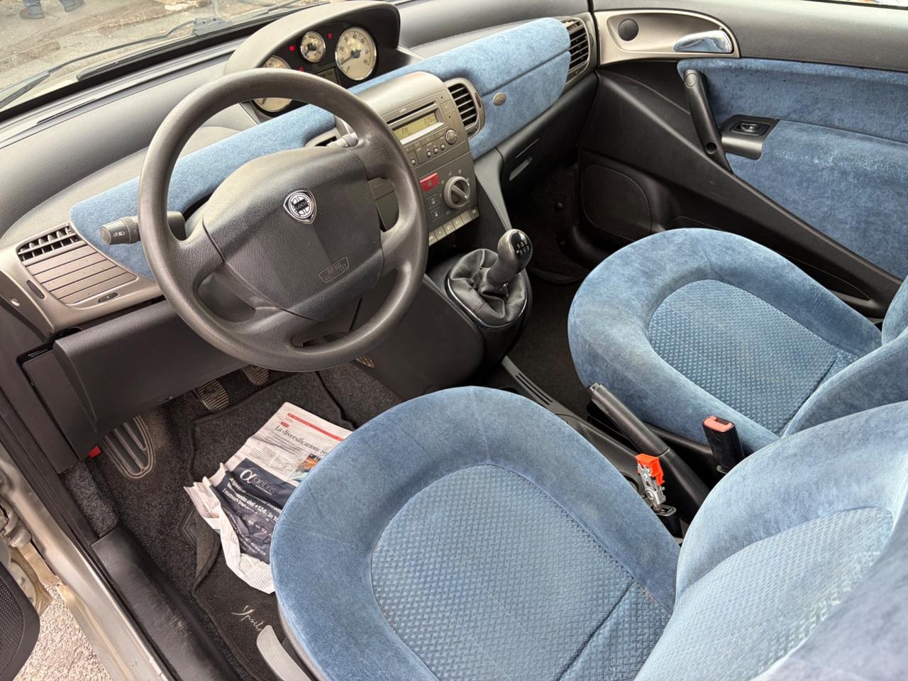 Lancia Ypsilon 1.3 Multijet 16V Argento