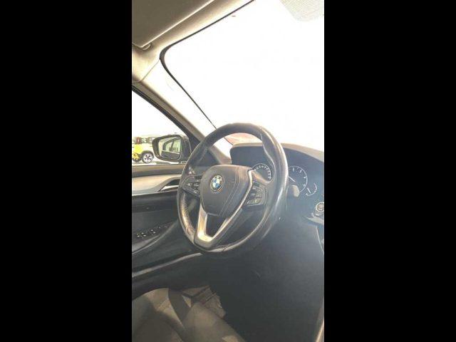 BMW 525 Serie 5(G30/31/F90) - d Business