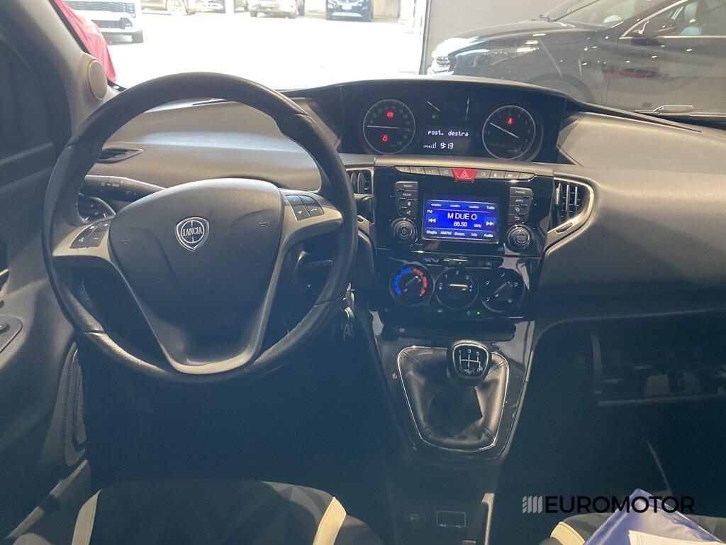 Lancia Ypsilon 5 Porte 1.2 Ecochic Silver