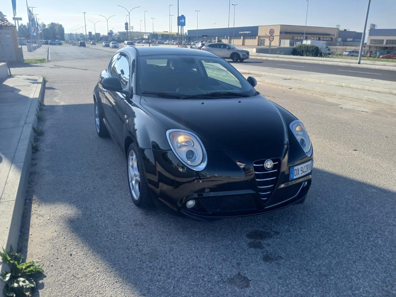 Alfa Romeo MiTo 1.6 JTDm 16V Distinctive Sport Pack