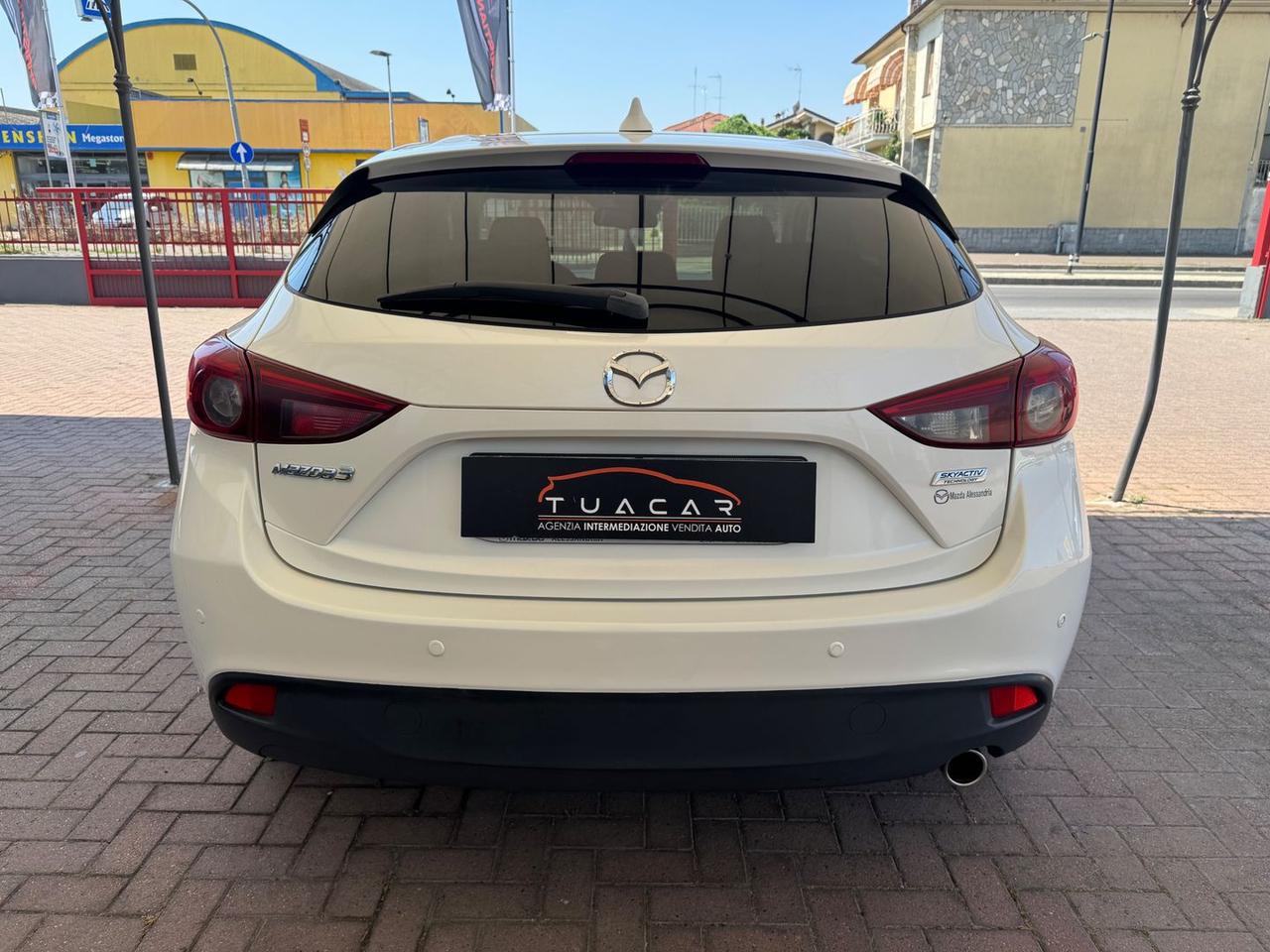 Mazda 3 Evolve 1.5 SkyActiv-G 100 #11621