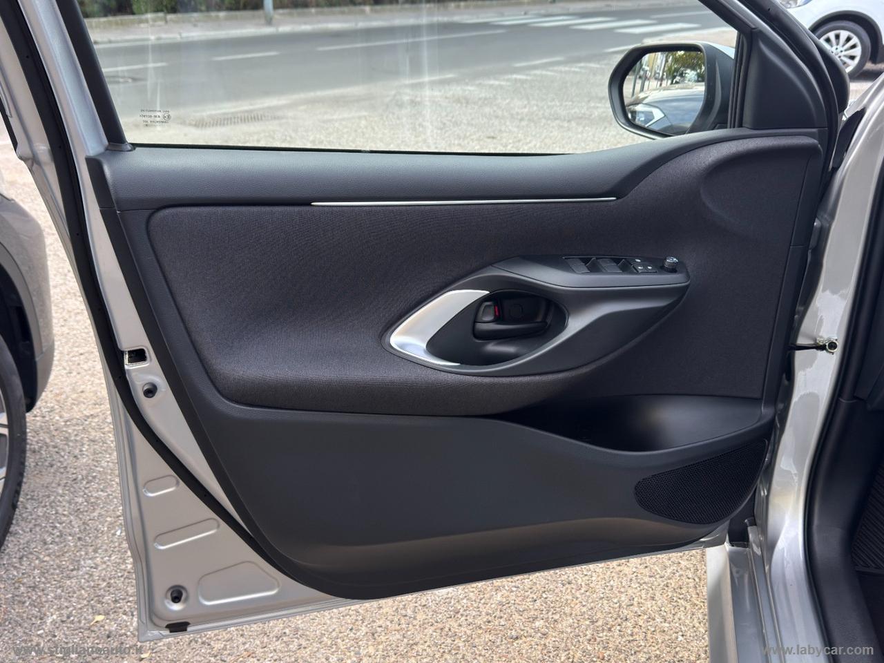 TOYOTA Yaris 1.5 Hybrid 5p. Business PACK