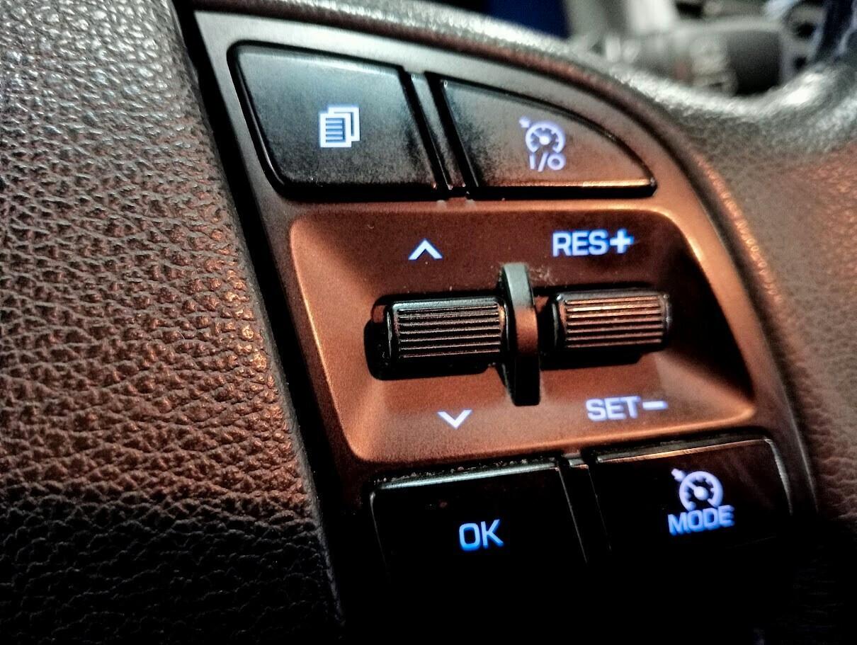 Hyundai TUCSON 1.7 CRDI XPOSSIBLE 19" CAMERA *CAMBIO NUOVO*