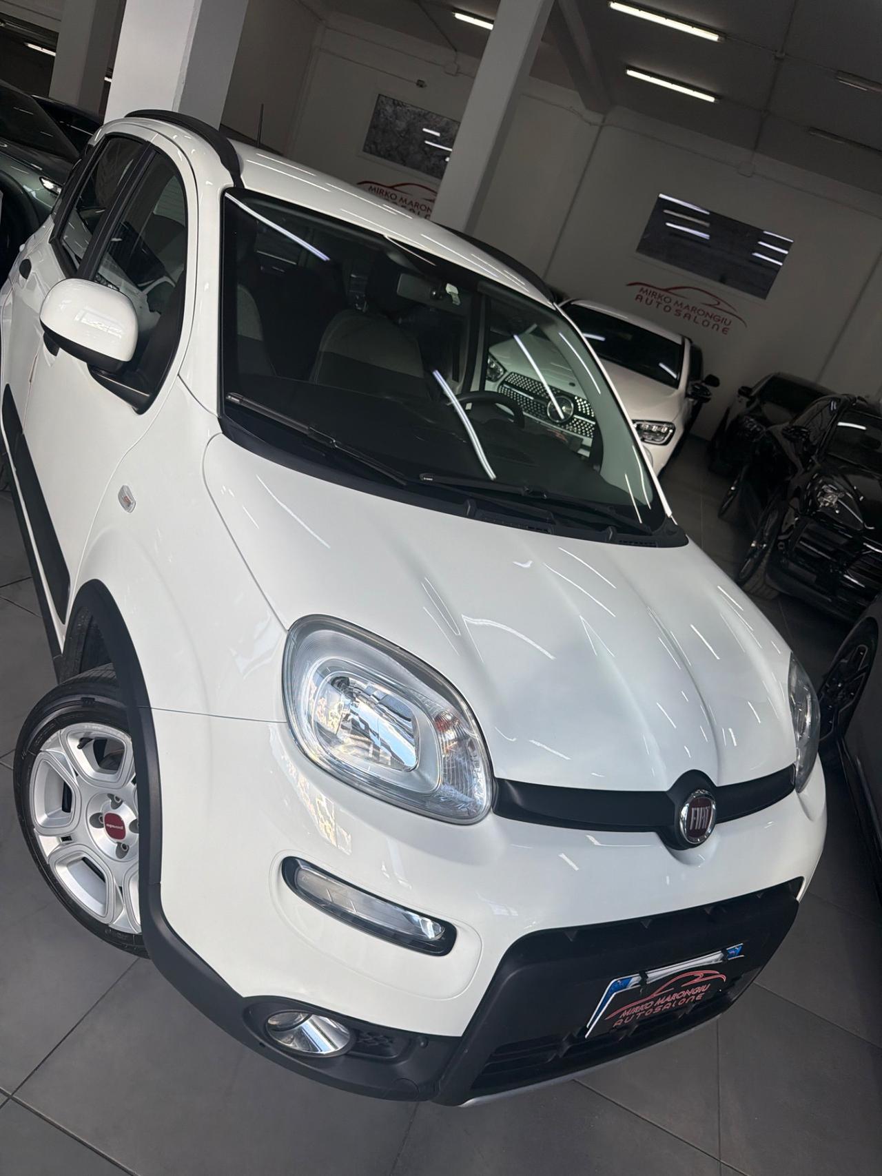 Fiat Panda 1.0 FireFly S&S Hybrid City FINANZIABILE
