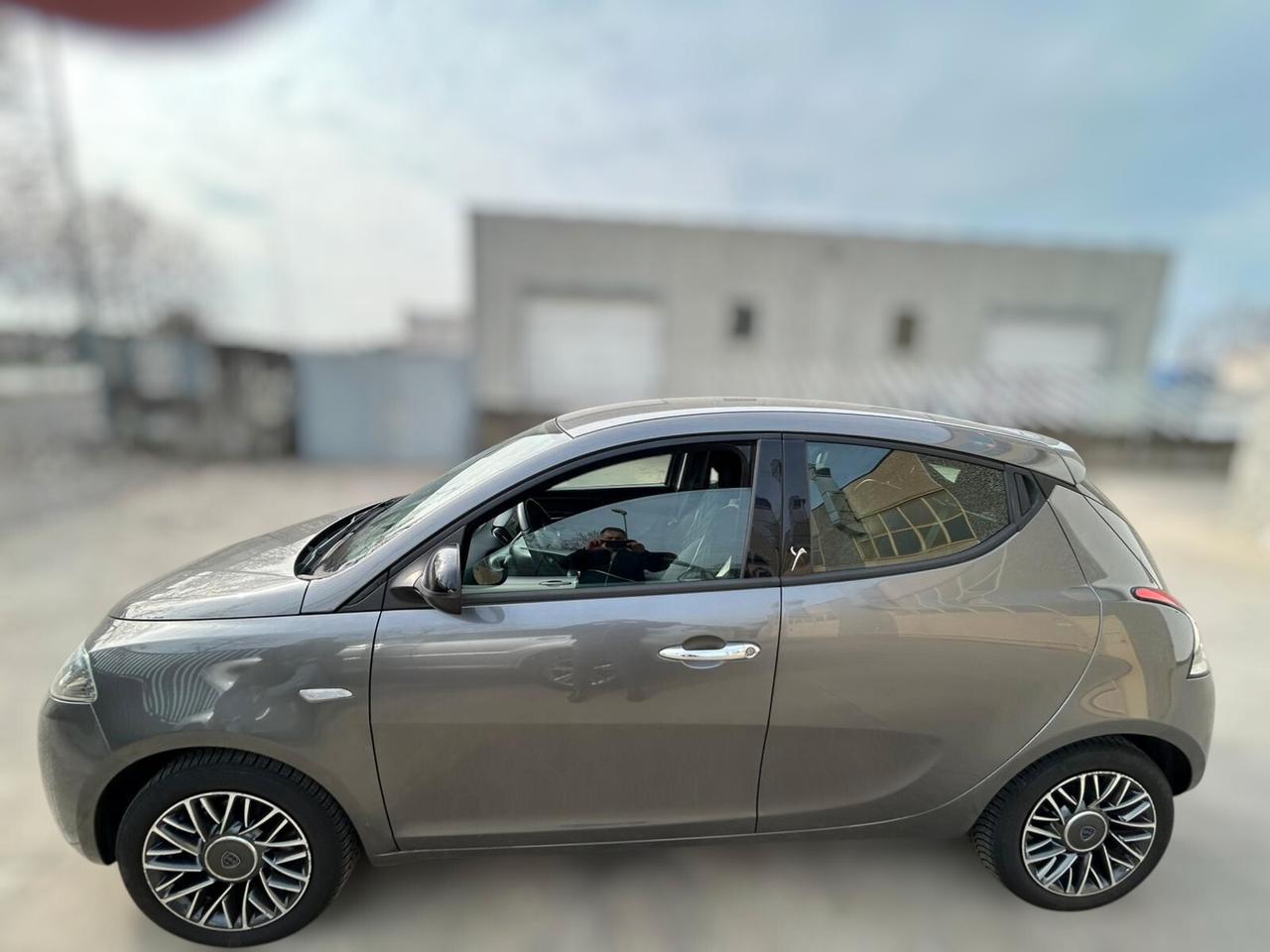 Lancia Ypsilon 1.3 mjt - ANCHE PER NEOPATENTATI