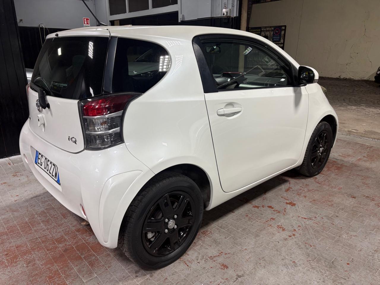 Toyota iQ AUTOMATICA. GPL. Motore RIGENERATO