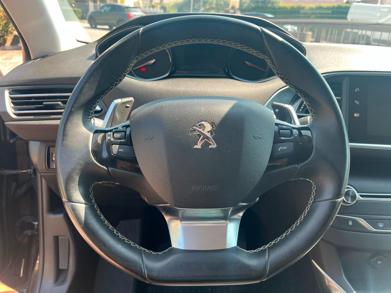 Peugeot 308 BlueHDi 130 S&S EAT6 SW Allure