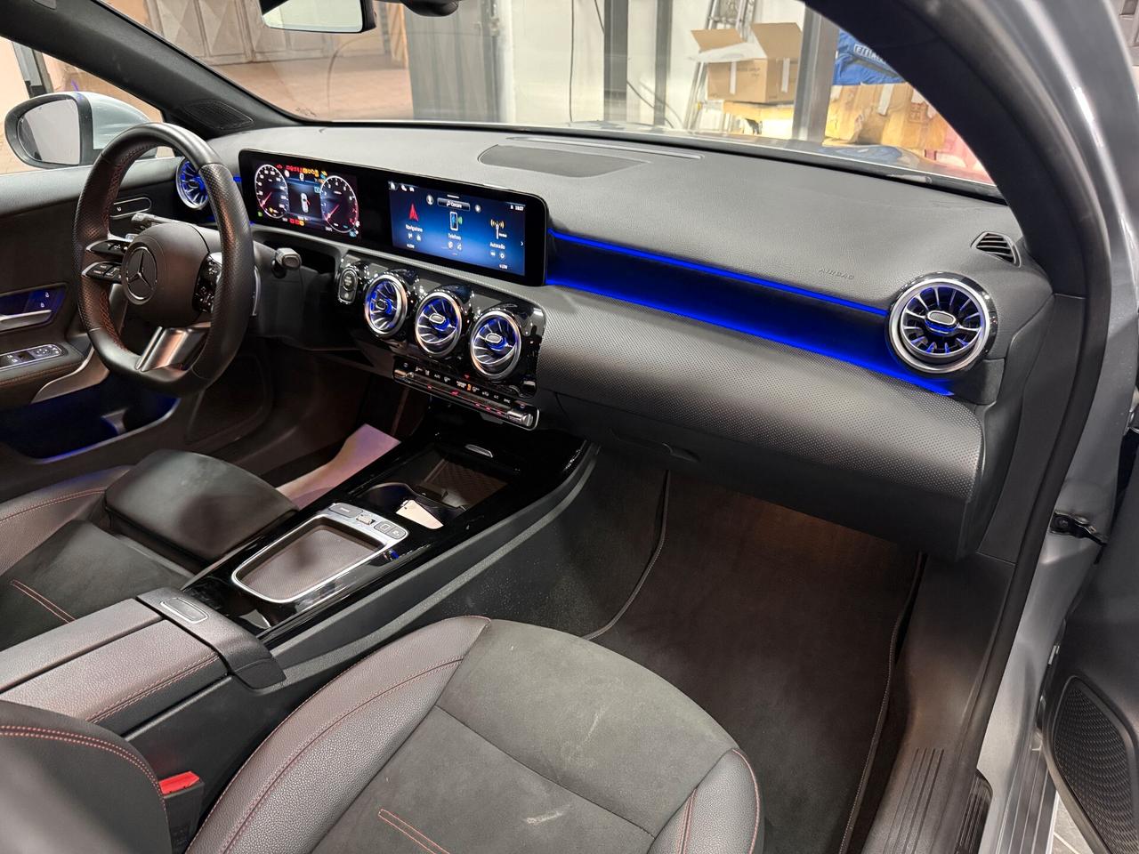 Mercedes-benz A 180 Automatic AMG Line Premium