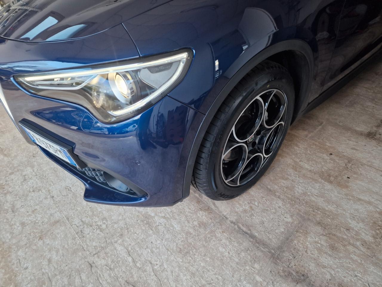 Alfa Romeo Stelvio 180 CV Tetto Apribile