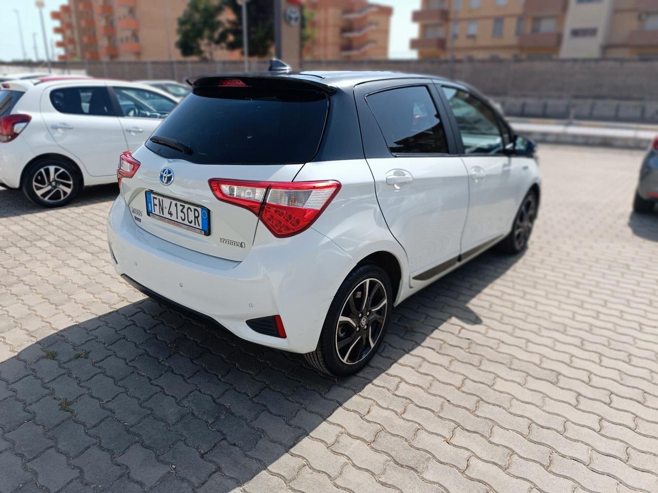 Toyota Yaris 1.5 Hybrid 5 porte Style