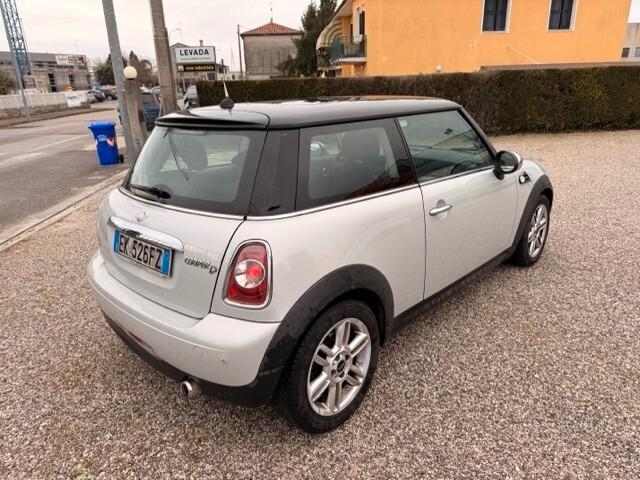 Mini Cooper D 1.6 112 CV