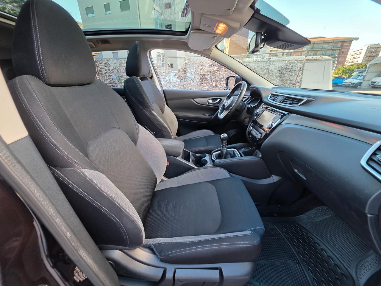 Nissan Qashqai 1.5 dCi N-Connecta PER NEOPATENTATO ZAMPOGNAUTO CT