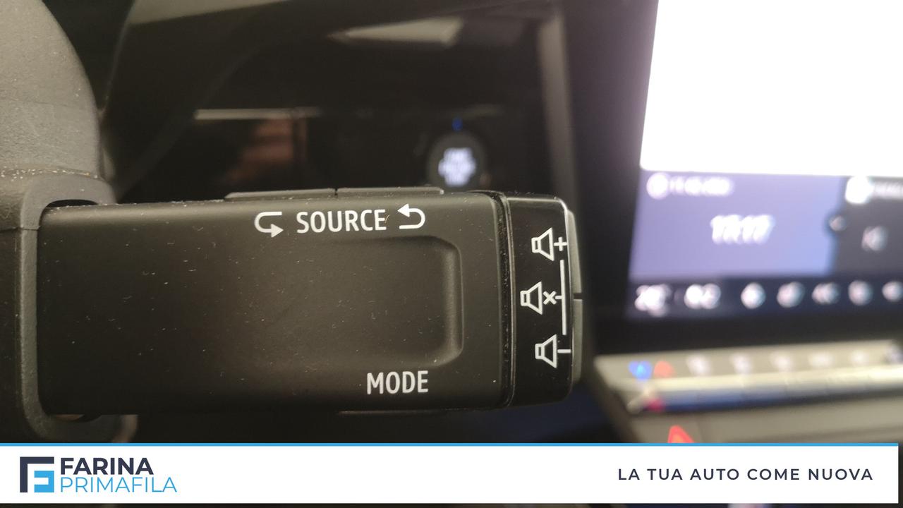 RENAULT Austral 2023 - Austral 1.2 E-Tech full hybrid Iconic Esprit Alpine 200cv auto