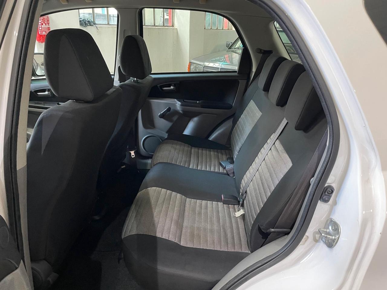 Suzuki SX4 1.6 16V Outdoor Line GLX UNICO PROPRIETARIO!!!