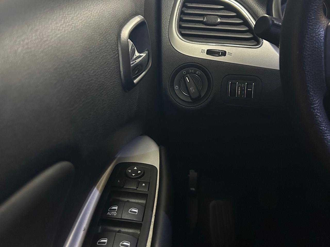 FIAT FREEMONT 2.0 MULTIJET ALLESTIMENTO FULL OPTIONAL LOUNGE CON SOLI 36.013 KM