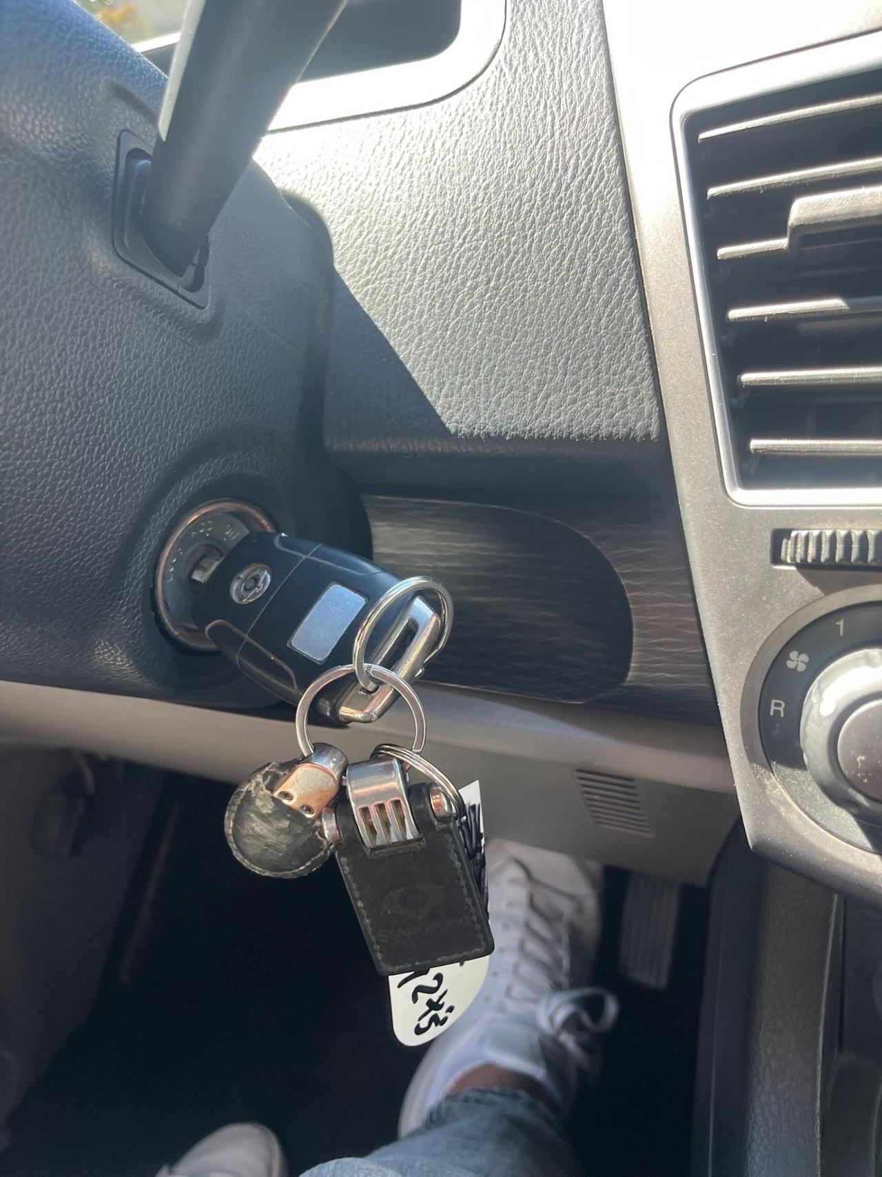 Ssangyong Rodius 2.2 Diesel - 4x4 - 7 Posti