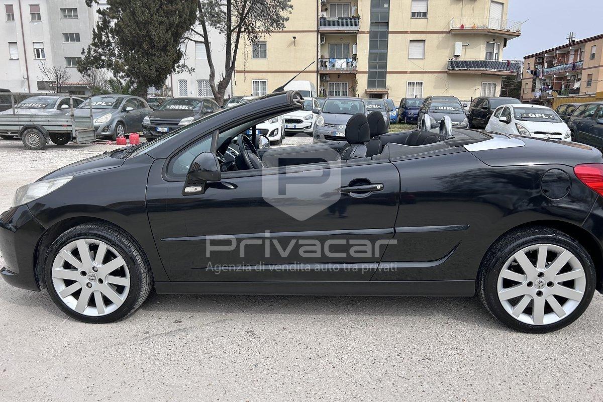 PEUGEOT 207 1.6 HDi 110CV CC Féline