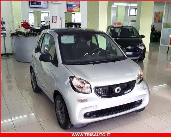 Smart Fortwo 70 1.0 Twinamic Youngster (TETTO+PELLE+NAVI)