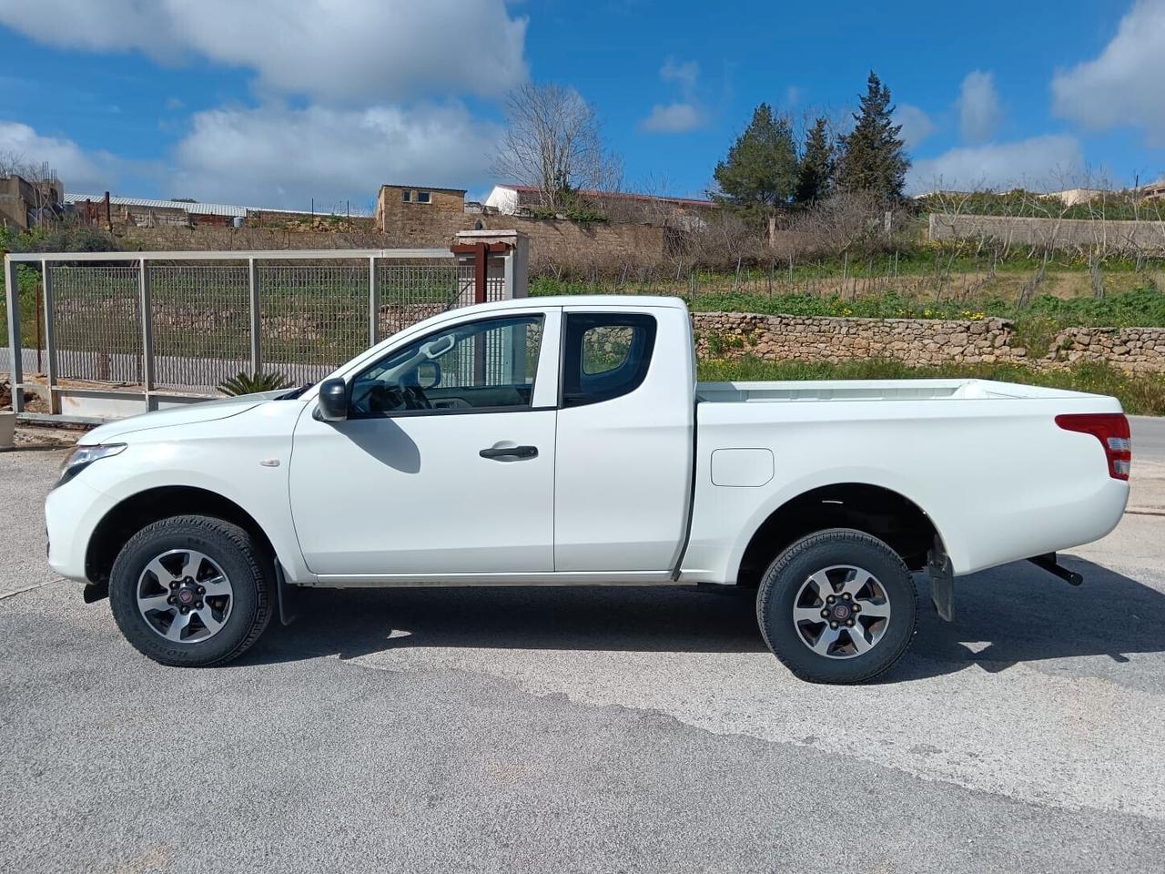 Fullback 2.4 150CV Cabina Estesa SX PREZZO Più IVA