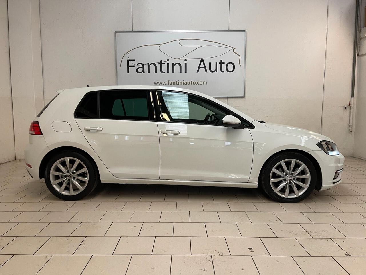 Volkswagen Golf 5p. HighLine 1.6 TDI 115cv-Ok Neopaten-LEGGI SOTTO