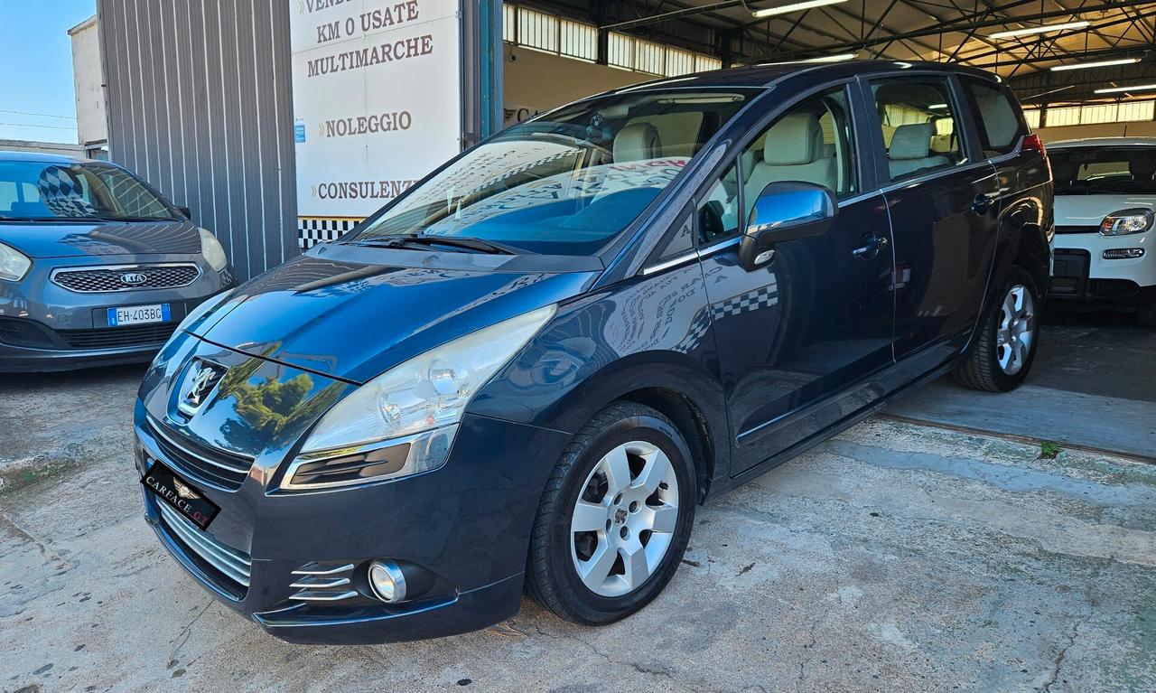 Peugeot 5008 1.6 HDi 112CV Allure - 2012