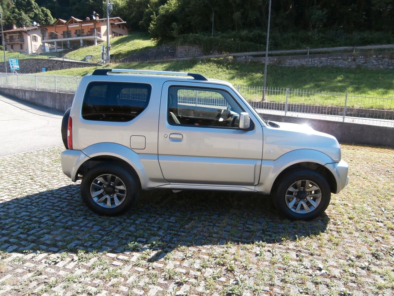 Suzuki Jimny 1.3 4WD Evolution Plus 54000KM