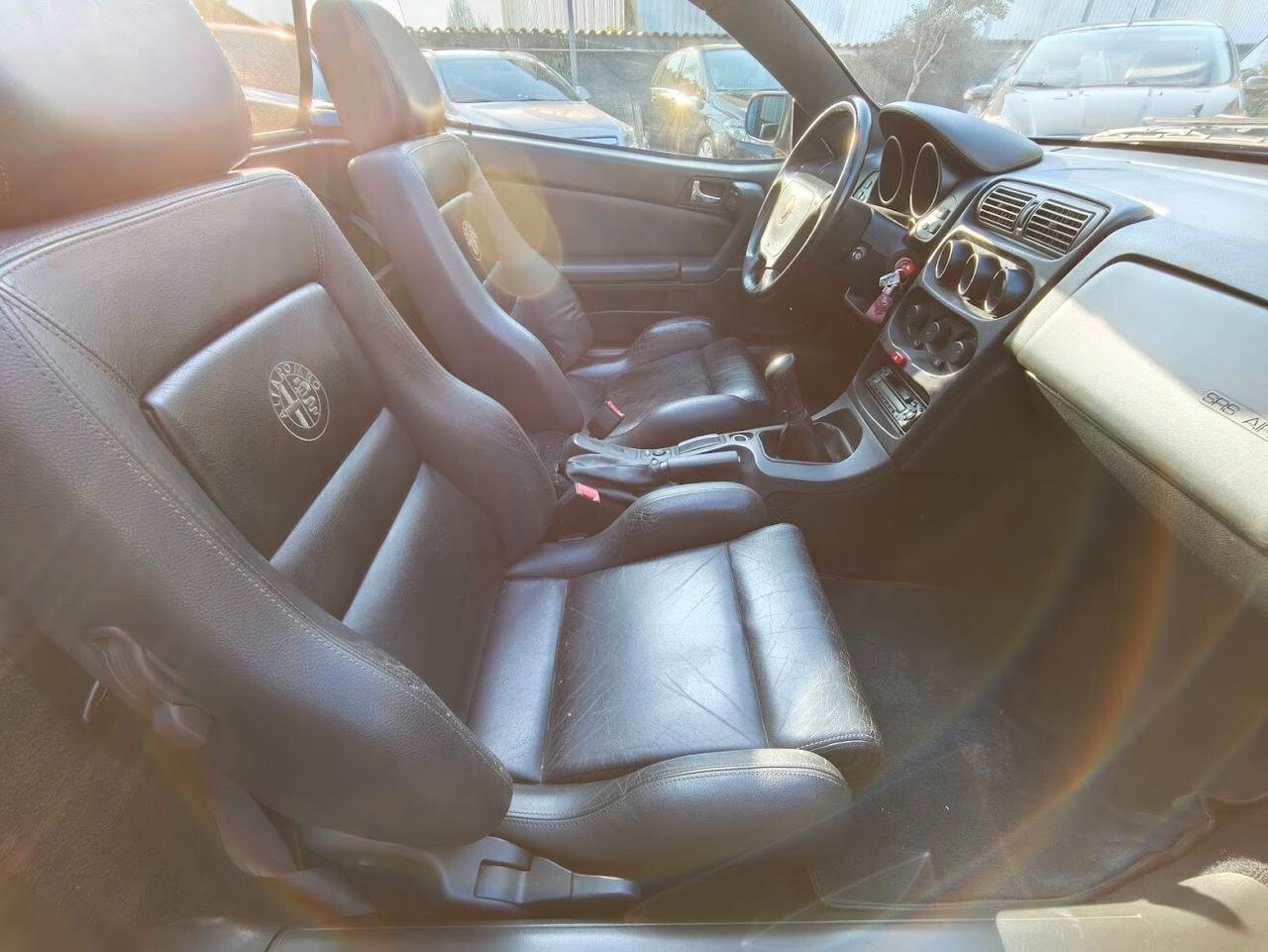 Alfa Romeo GTV Spider 2.0i 16V Twin Spark cat