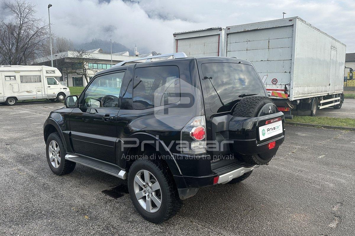 MITSUBISHI Pajero 3.2 DI-D 16V aut. 3p. Instyle DPF