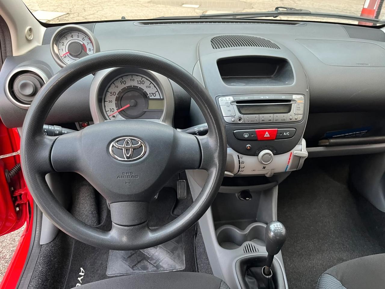 Toyota Aygo 1.0 12V VVT-i 5 porte - NEOPATENTATI