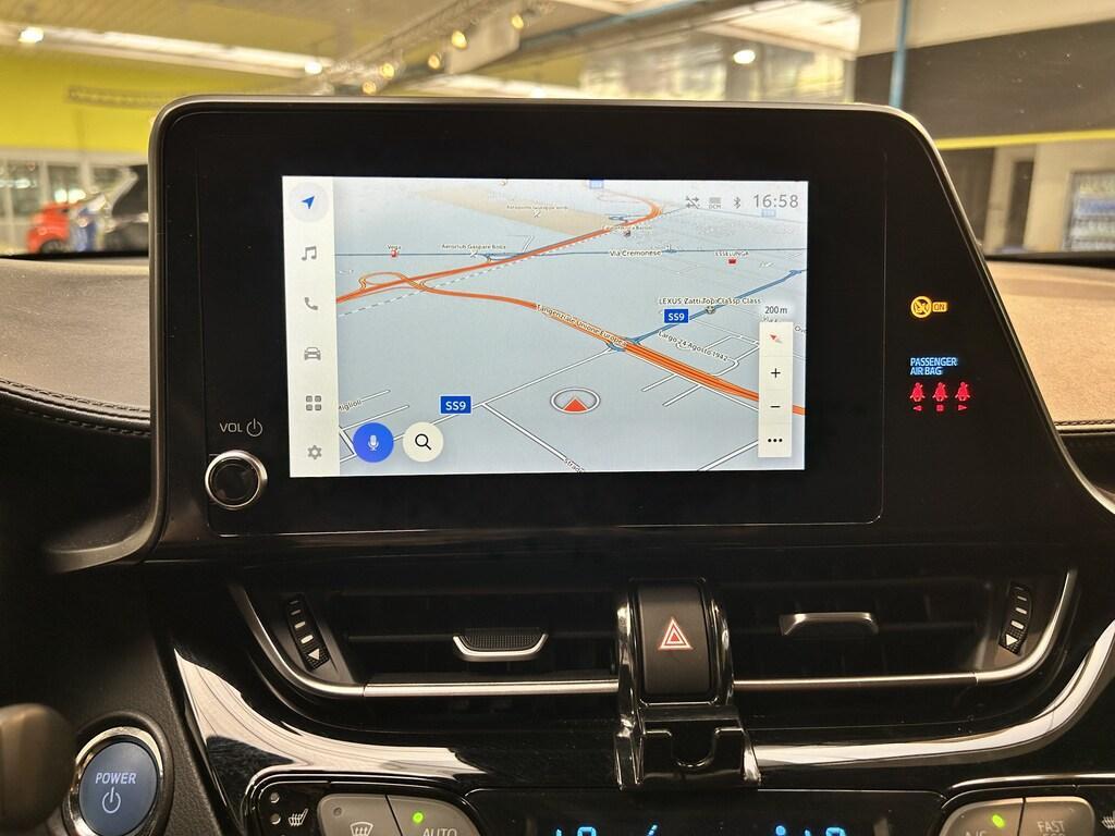 Toyota C-HR 2.0 Hybrid More Business E-CVT