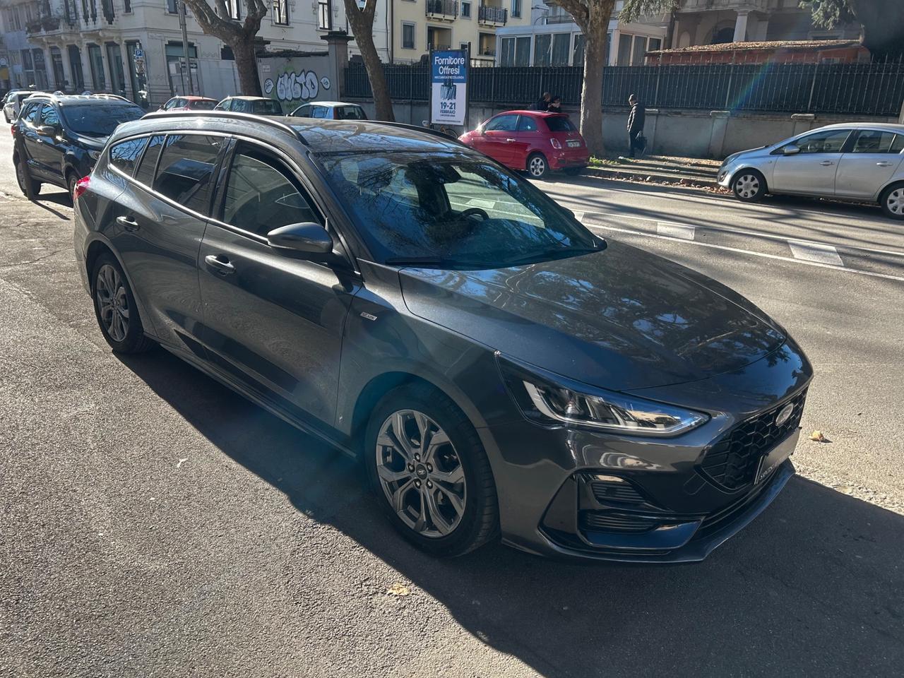 Ford Focus 1.0 EcoBoost HYBRID 125cv ST-Line Design *AUTOMATICA*!!!