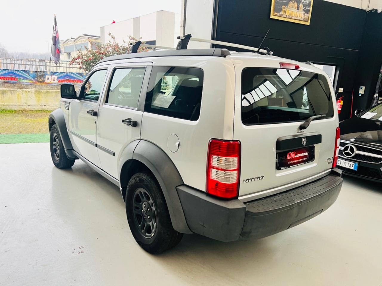 Dodge Nitro 2.8 CRD SE 4WD Auto