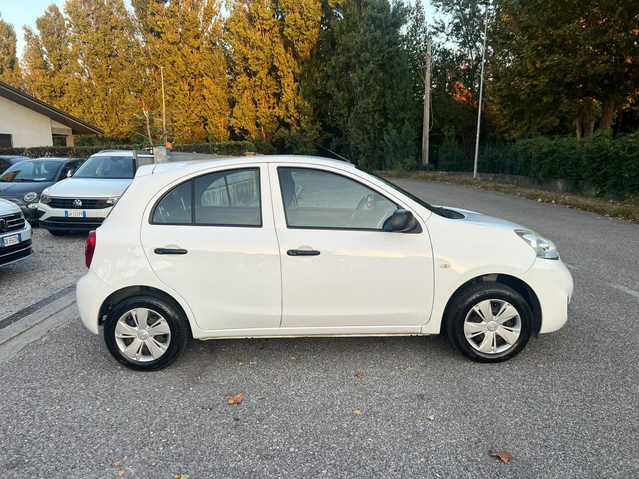 Nissan micra 1.2 benzina 80 cv 5 porte