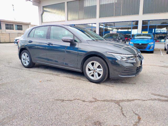 VOLKSWAGEN Golf 1.5 TGI DSG Life