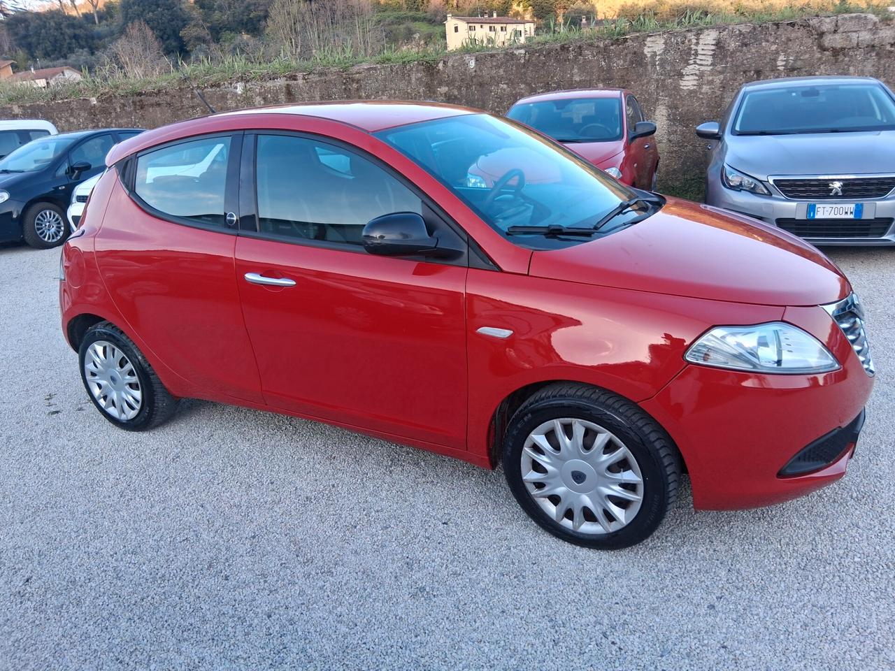 Lancia Ypsilon 1.2 69 CV 5 porte GPL Ecochic Gold