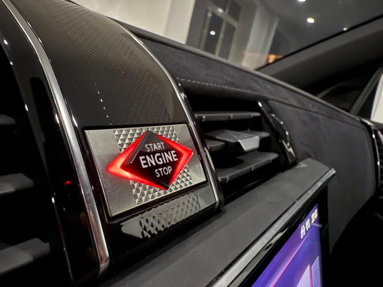 NEW Ds7 Crossback BlueHDi130cv PERFORMANCE LINE BLACK2023