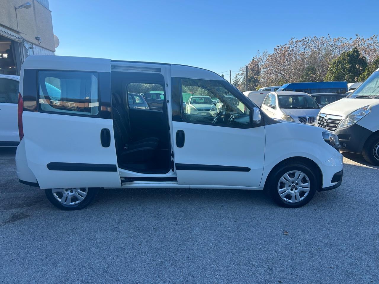 Fiat Doblo 1.6 MJT 105CV Maxi Autocarro