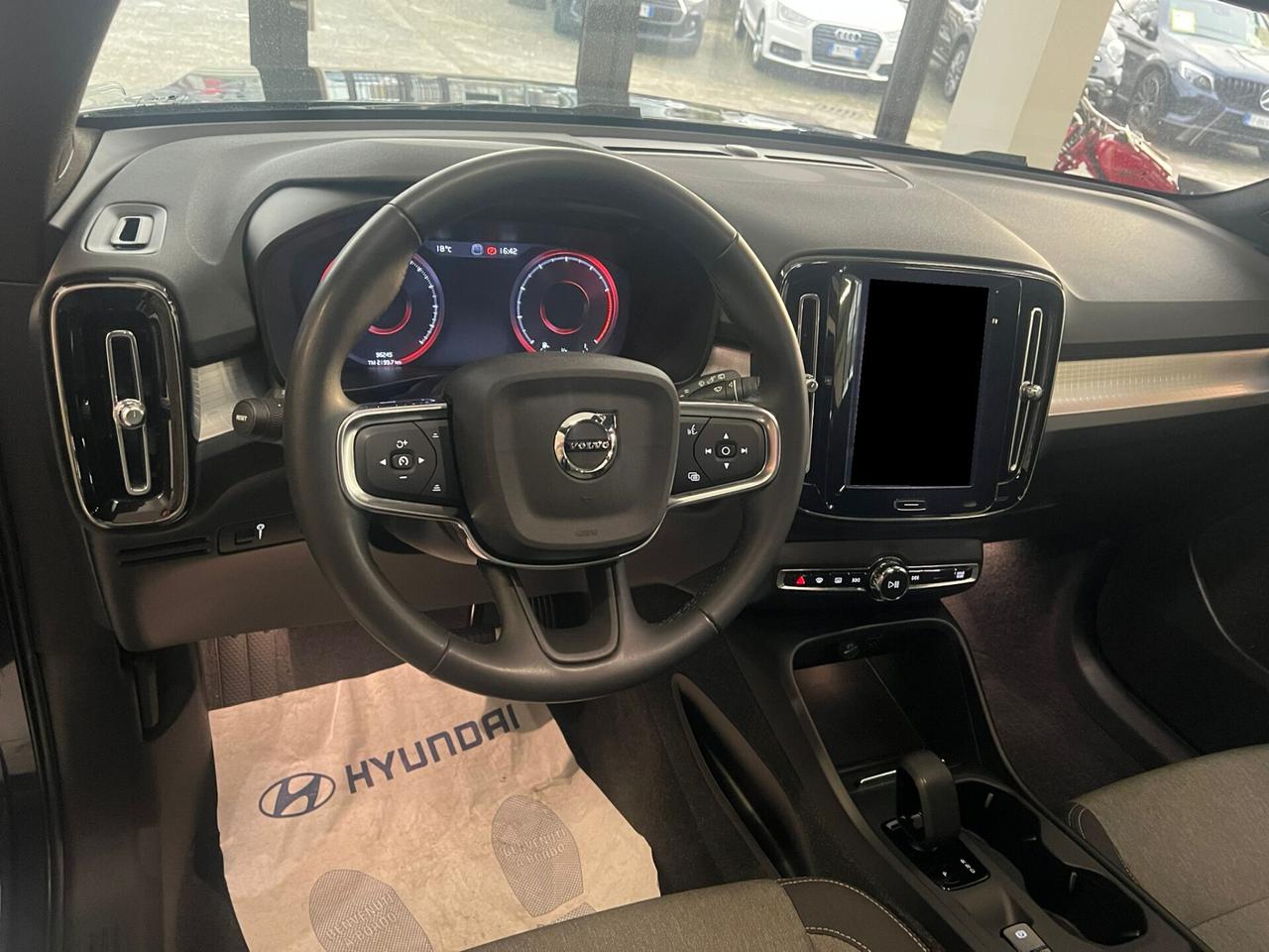 Volvo XC40 T3 Geartronic R-design