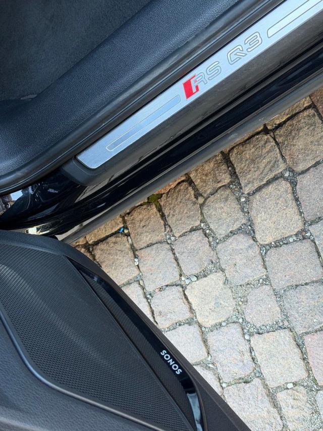 AUDI RS Q3 SPB quattro S tronic