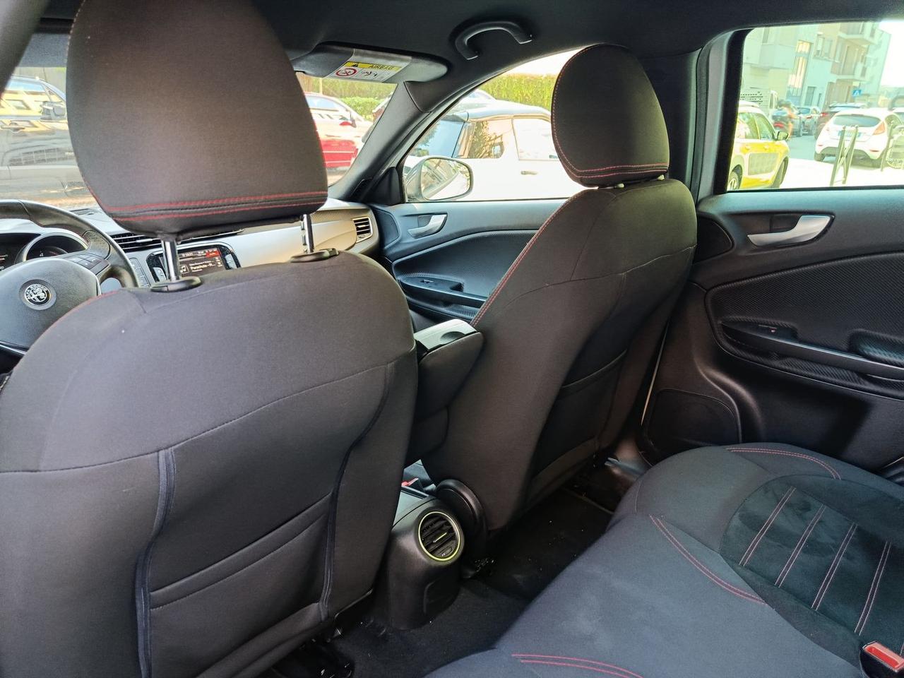 Alfa Romeo Giulietta 1.6 JTDM 16V Super #6109