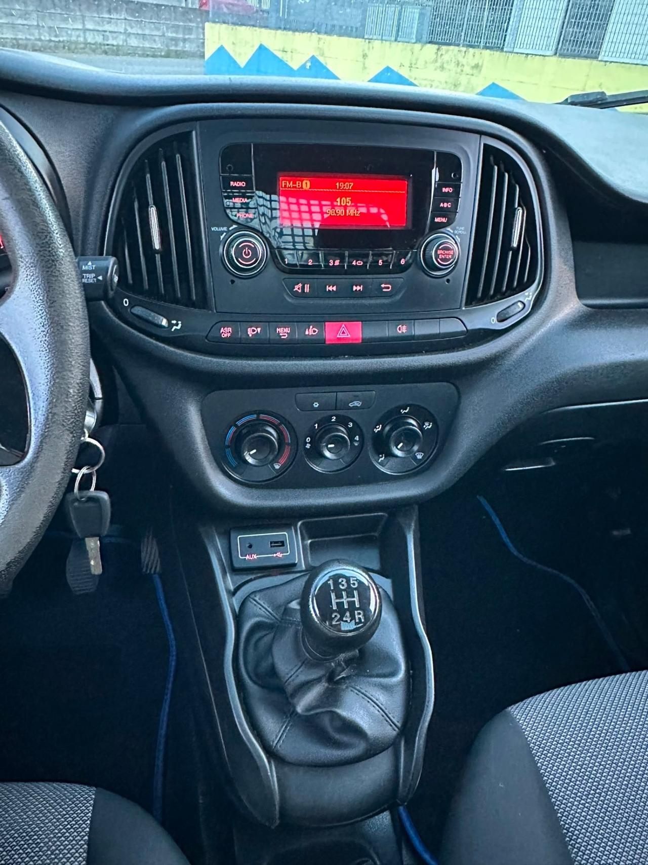 Fiat doblo con cassone fisso