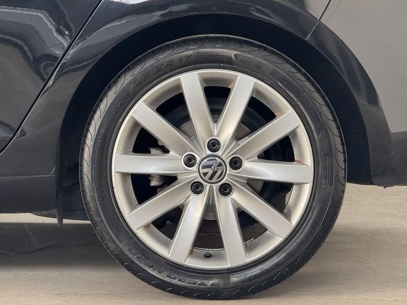 Volkswagen Golf Golf 5p 1.6 tdi Highline c/xeno Uniproprietario Neopatentati